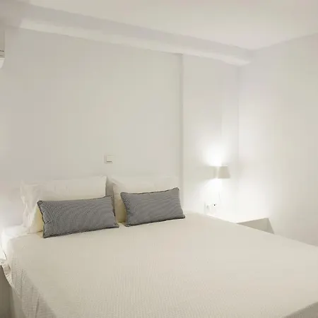 Seaside Paros Beach House Green Apartamento